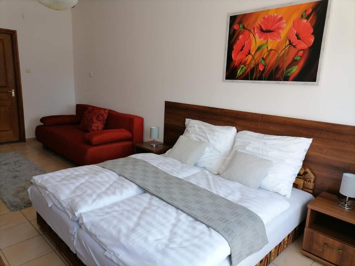 Aqua Oazis Apartman Hajdúszoboszló Dış mekan fotoğraf