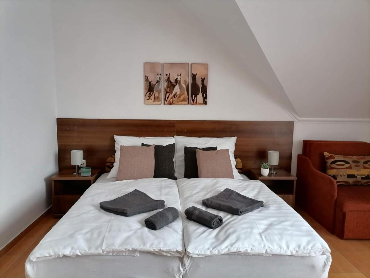 Aqua Oazis Apartman Hajdúszoboszló Dış mekan fotoğraf